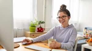 五、使用远程桌面协议或SSH访问VPS实例-