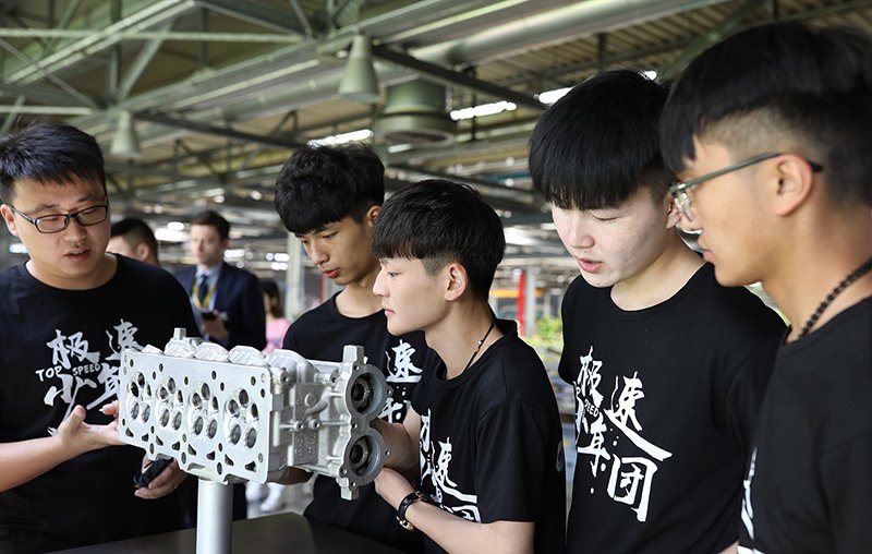 专业可靠的技术支持团队