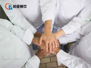 多个优质服务提供商全方位对比解析-